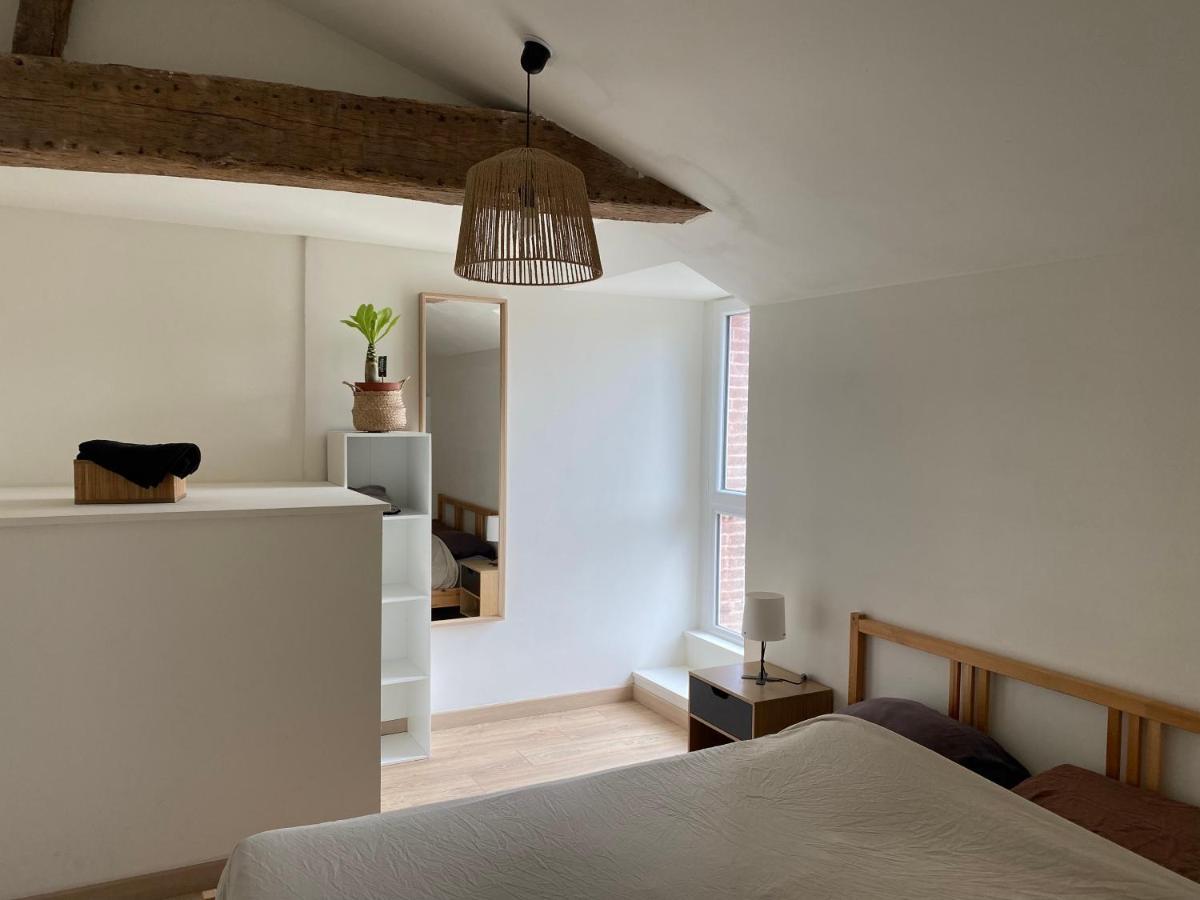 Charmant Appartement Avec Spa Fontenay-le-Comte Esterno foto